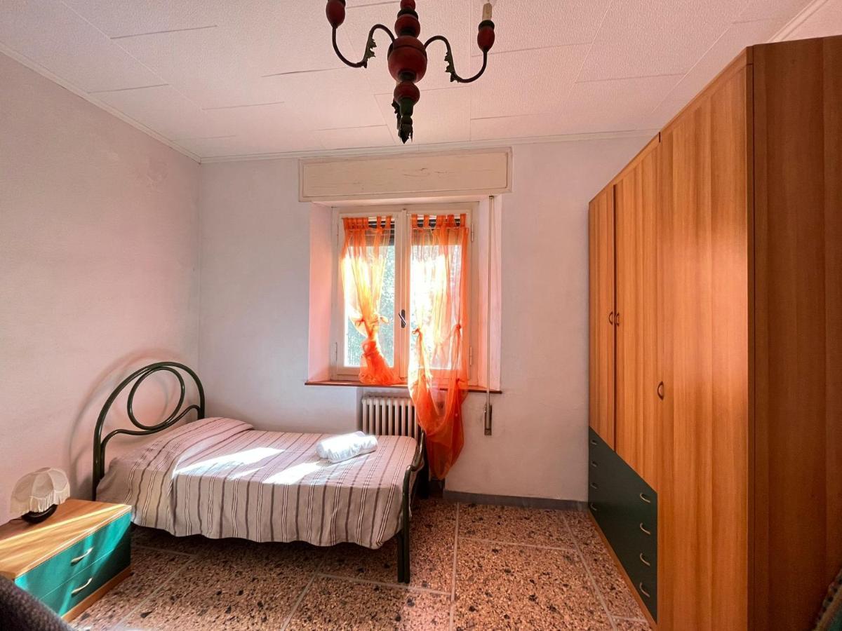 Pineta Apartament 蒂勒尼亚 外观 照片