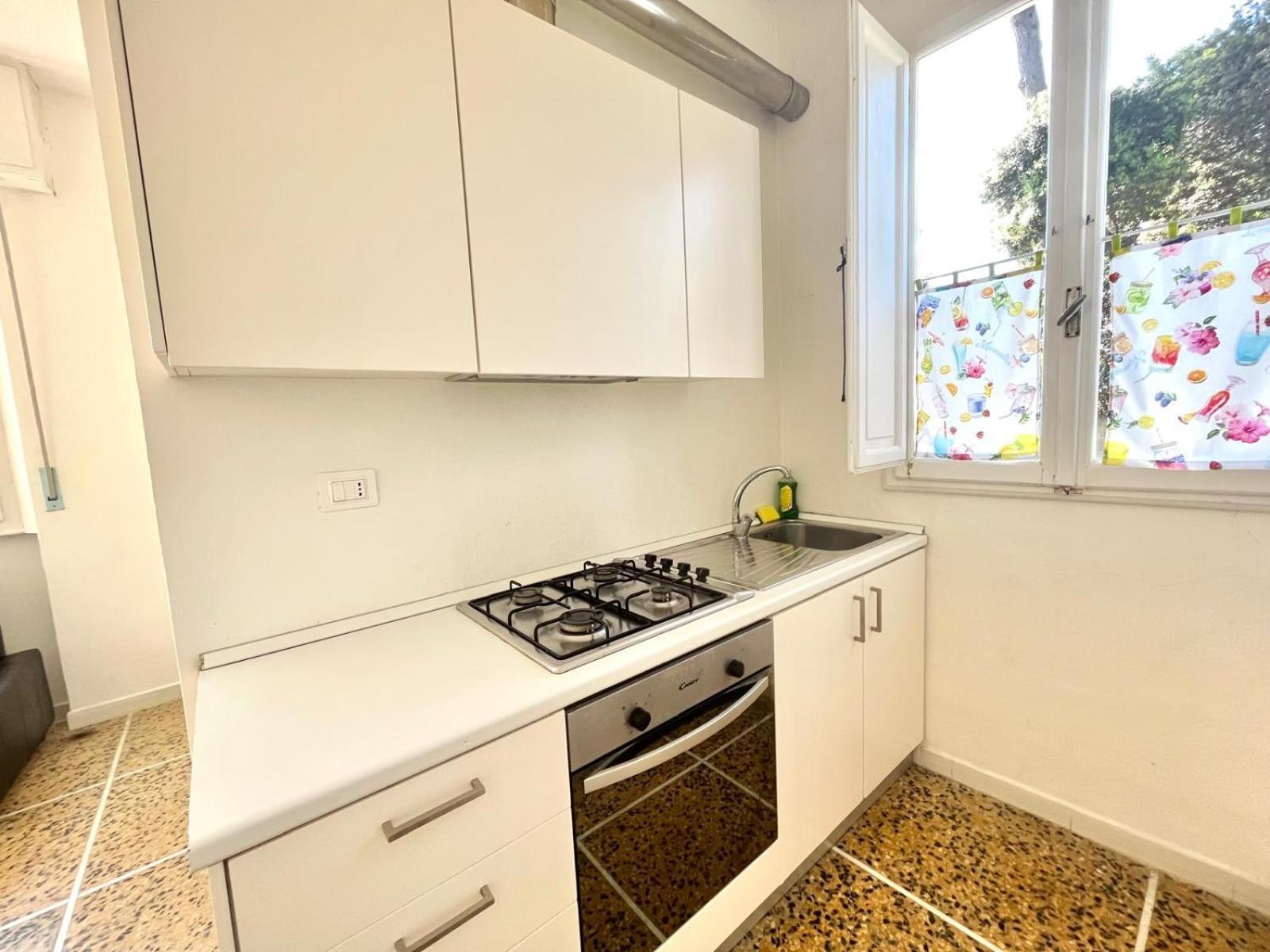 Pineta Apartament 蒂勒尼亚 外观 照片